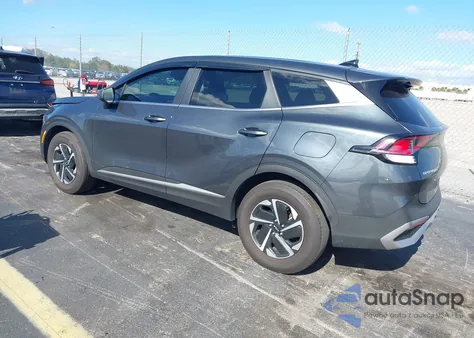 2023 Kia Sportage Hybrid Lx z USA, uszkodzony, nr VIN KNDPUCAG7P7039735